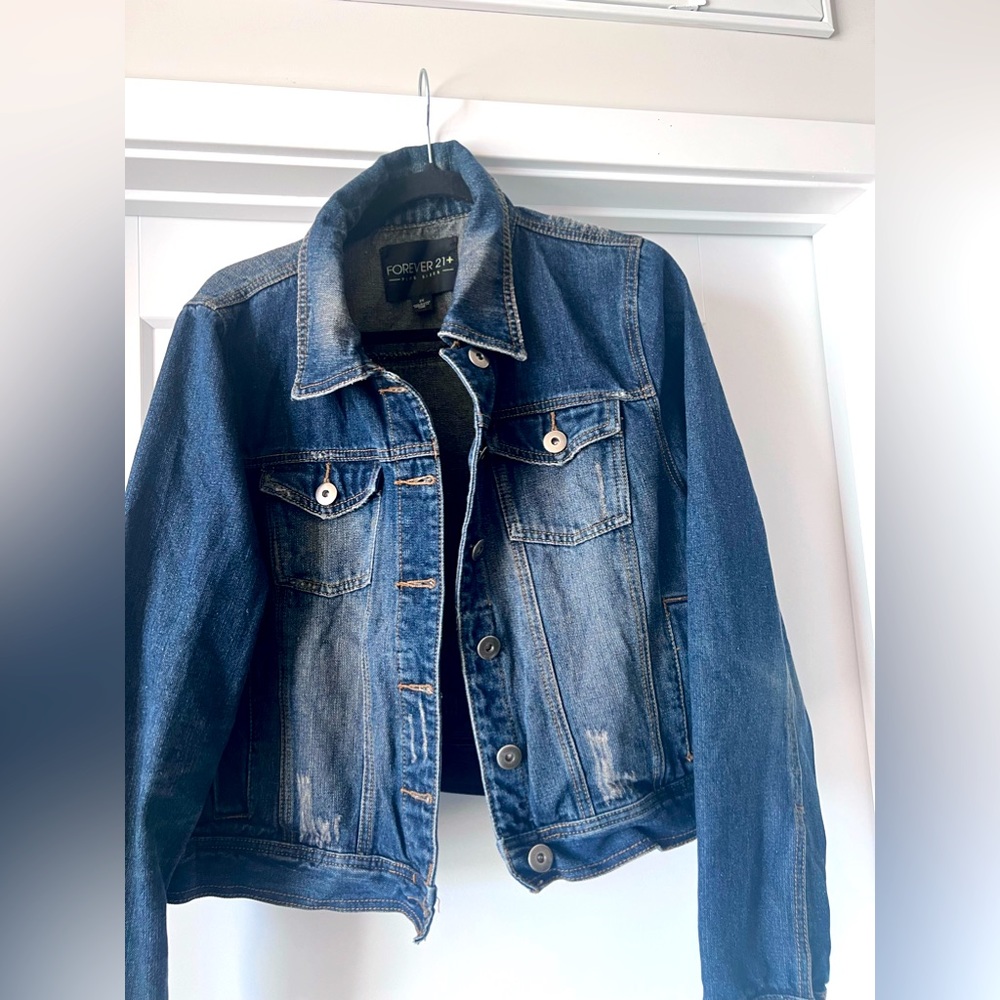 Forever 21 Plus size Denim waist length jacket size 2x